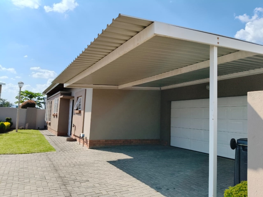3 Bedroom Property for Sale in Waterval East North West